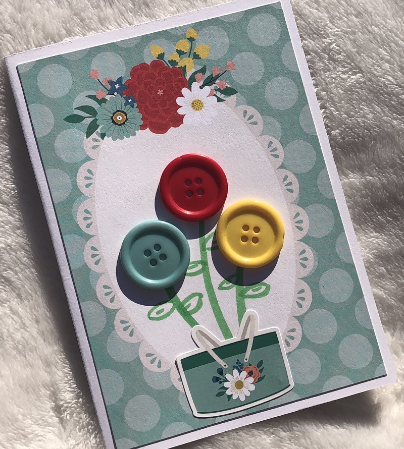 ScrapbookingStore August 2019 kit - Our Design Team members used all crafting materials from our August 2019 monthly kit called "Good Day Sunshine" by Echo Park